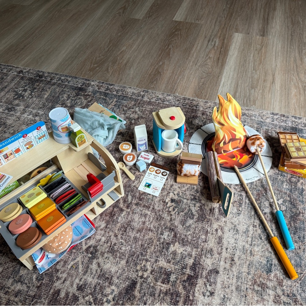 Melissa & Doug 3 sets in 1